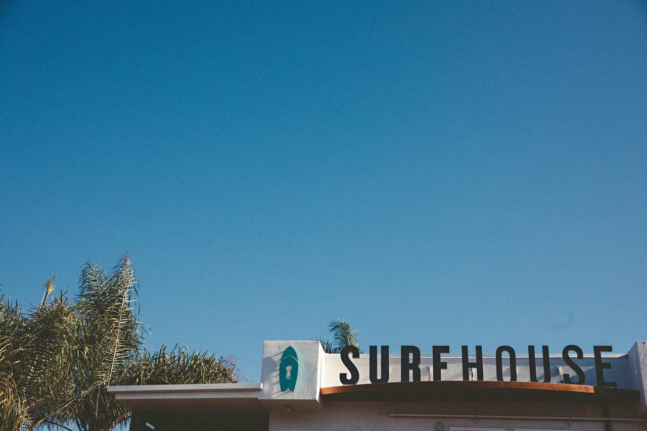 엔시니타스 Surfhouse 모텔 외부 사진